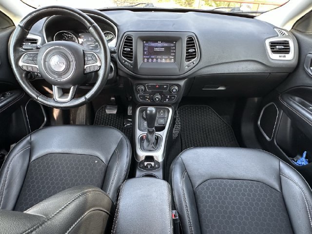 Used 2019 Jeep Compass Latitude w/ Popular Equipment Group AWD/4WD image 10