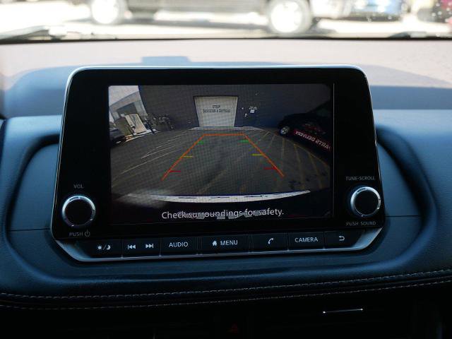 Certified 2023 Nissan Rogue SV image 17