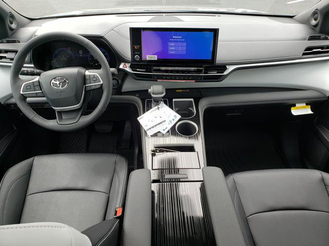 New 2026 Toyota Sienna XSE AWD/4WD image 15