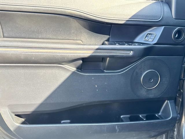 Used 2019 Ford Expedition XLT w/ Equipment Group 202A image 25