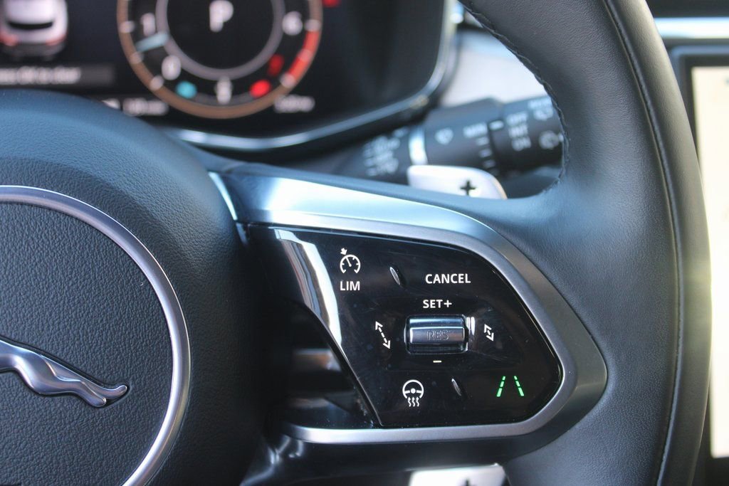 Used 2024 Jaguar F-PACE R-Dynamic S AWD/4WD image 15