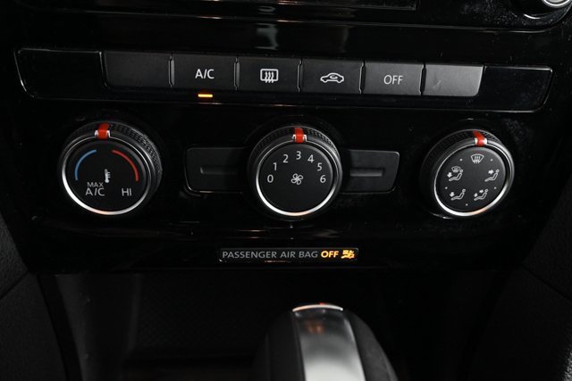 Certified 2021 Volkswagen Passat 2.0T S image 24