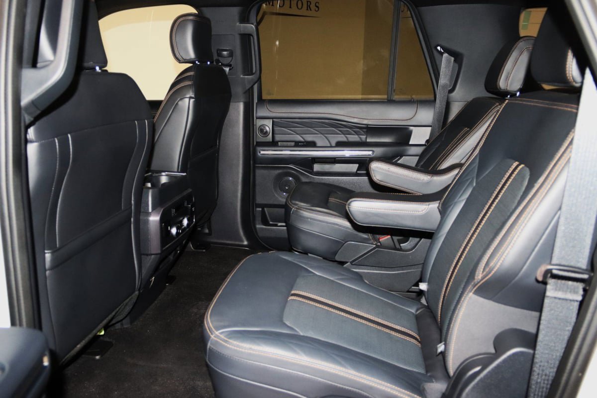 Used 2023 Ford Expedition Max Platinum AWD/4WD image 59