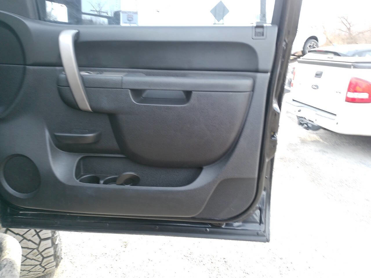 Used 2011 GMC Sierra 2500 SLE w/ SLE Preferred Package image 26
