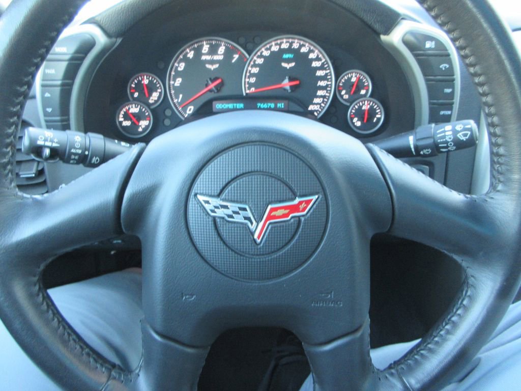 Used 2005 Chevrolet Corvette Coupe w/ Preferred Equipment Group image 20
