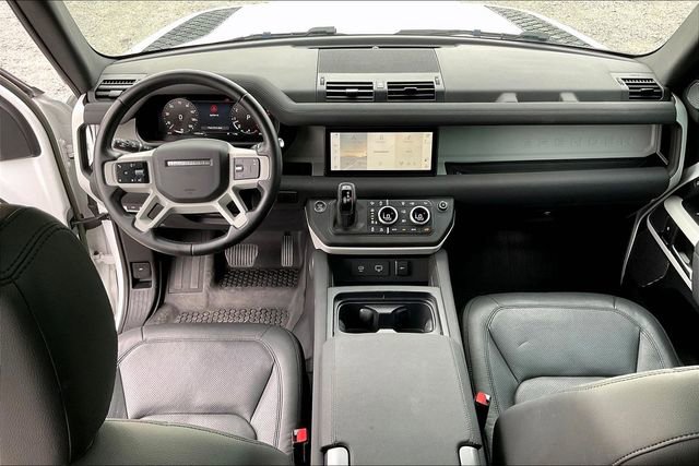 Used 2023 Land Rover Defender 110 SE AWD/4WD image 7