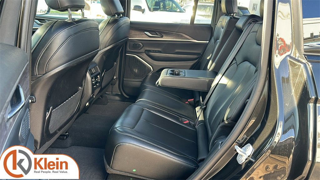 Used 2024 Jeep Grand Cherokee Limited w/ Trailer Tow Package image 26