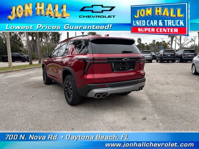 Used 2025 Chevrolet Traverse Z71 w/ Enhanced Driving Package image 8