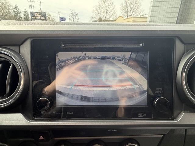 Used 2019 Toyota Tacoma TRD Off-Road image 20