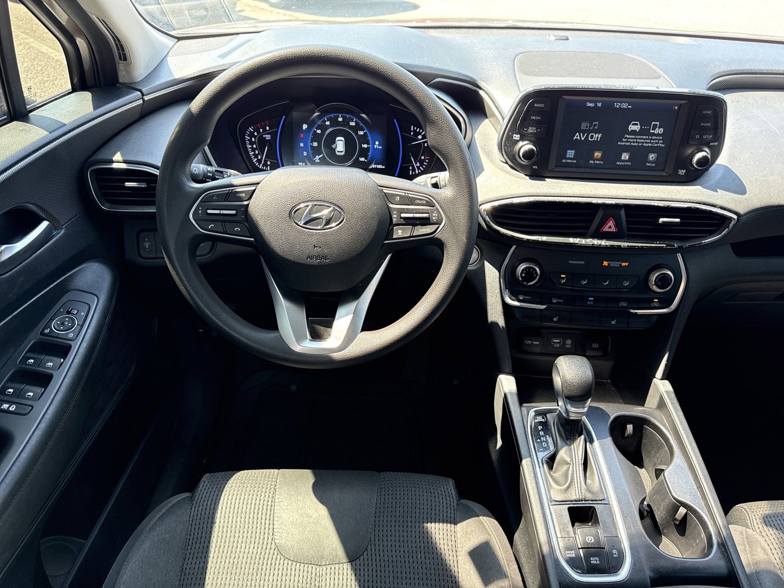 Used 2020 Hyundai Santa Fe SEL image 14