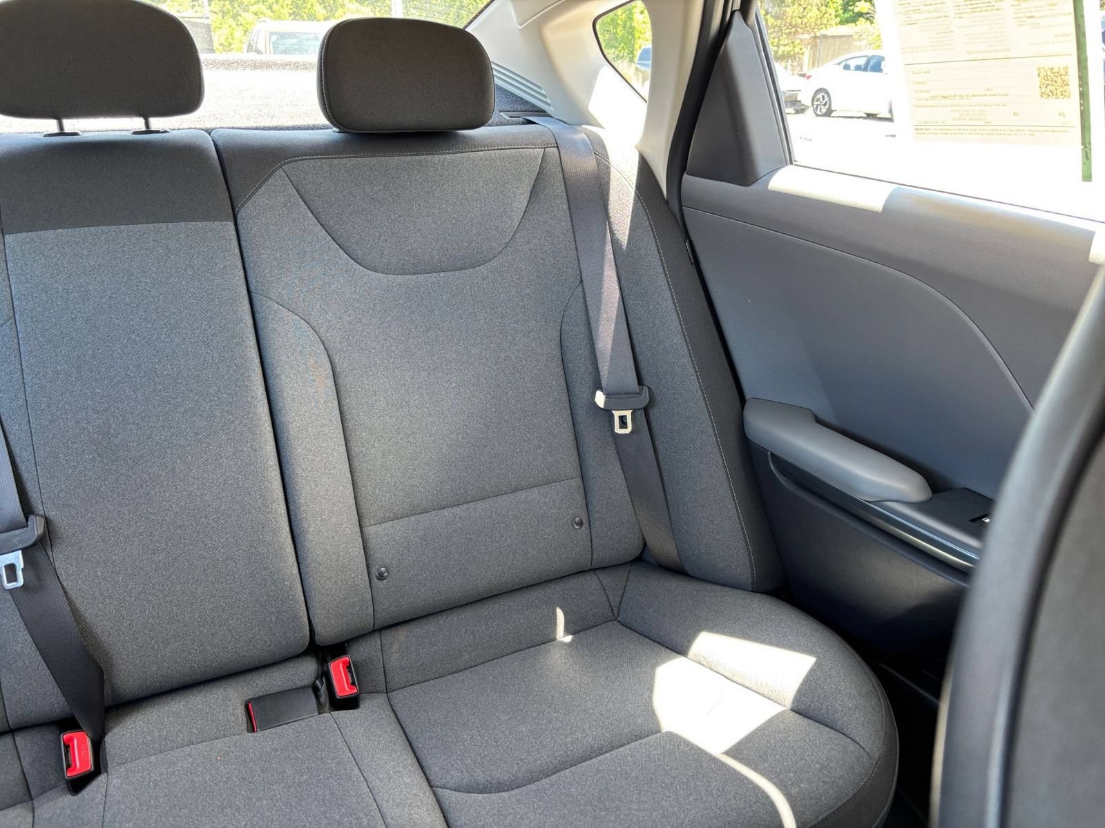 Used 2025 Kia K4 FWD image 37