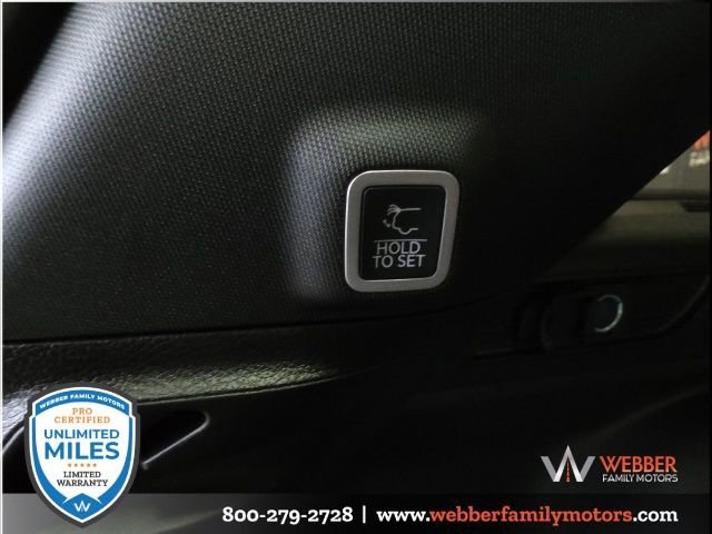 New 2025 Jeep Grand Cherokee Altitude image 8