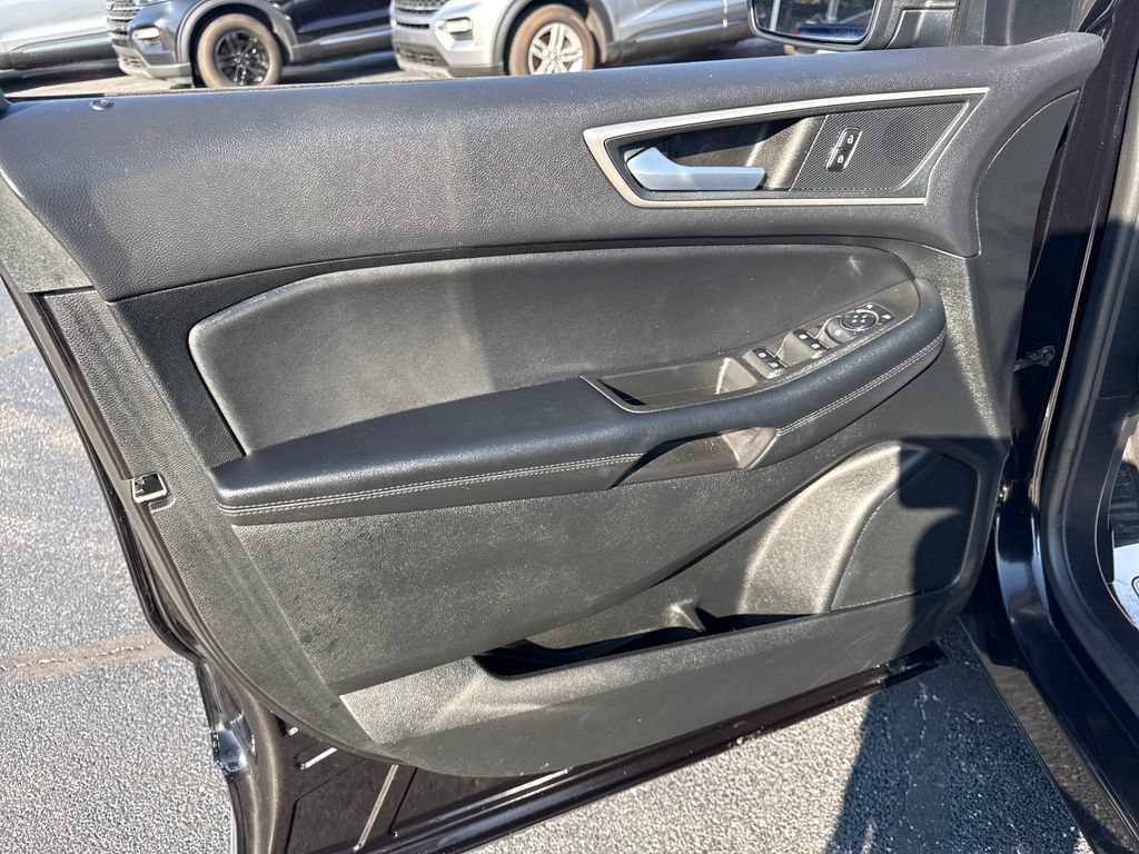 Used 2023 Ford Edge SEL w/ Convenience Package AWD/4WD image 28