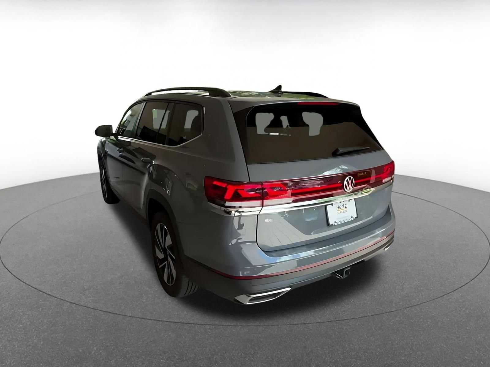 Used 2026 Volkswagen Atlas SE FWD image 9