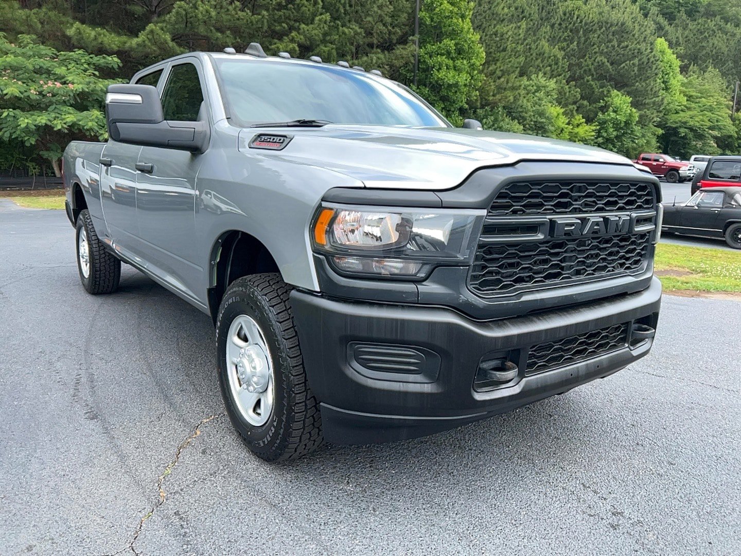 Used 2024 RAM 3500 Tradesman AWD/4WD image 3