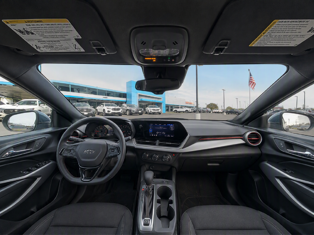 Used 2024 Chevrolet Trax RS FWD image 18