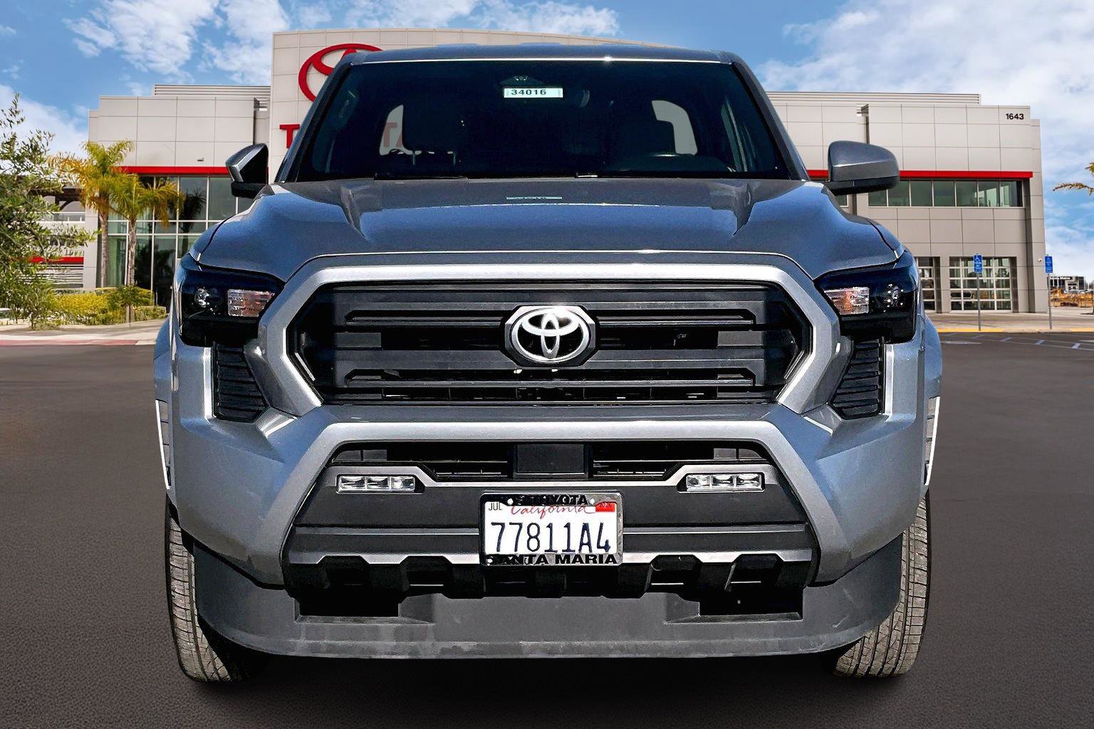 Certified 2024 Toyota Tacoma SR5 image 3