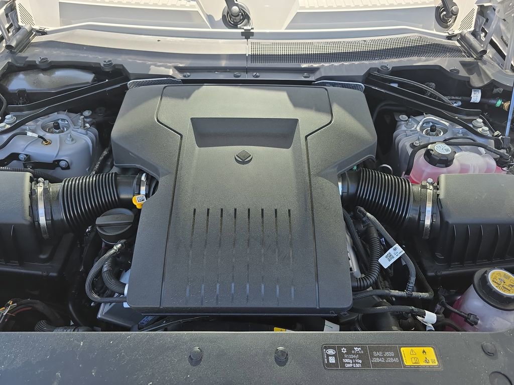 New 2026 Land Rover Defender 110 OCTA AWD/4WD image 31