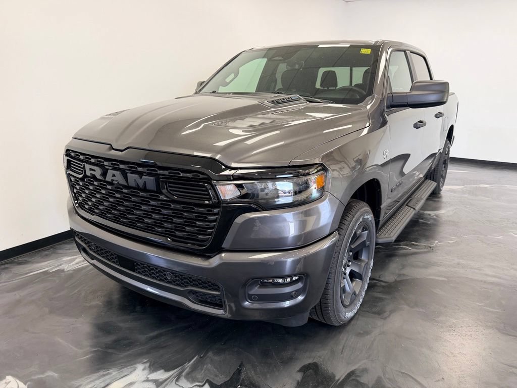 New 2026 RAM 1500 Express AWD/4WD image 4