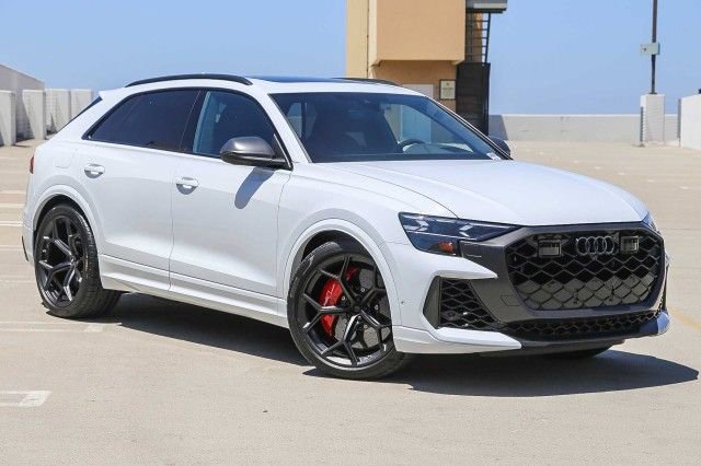 New 2025 Audi RS Q8 performance image 1