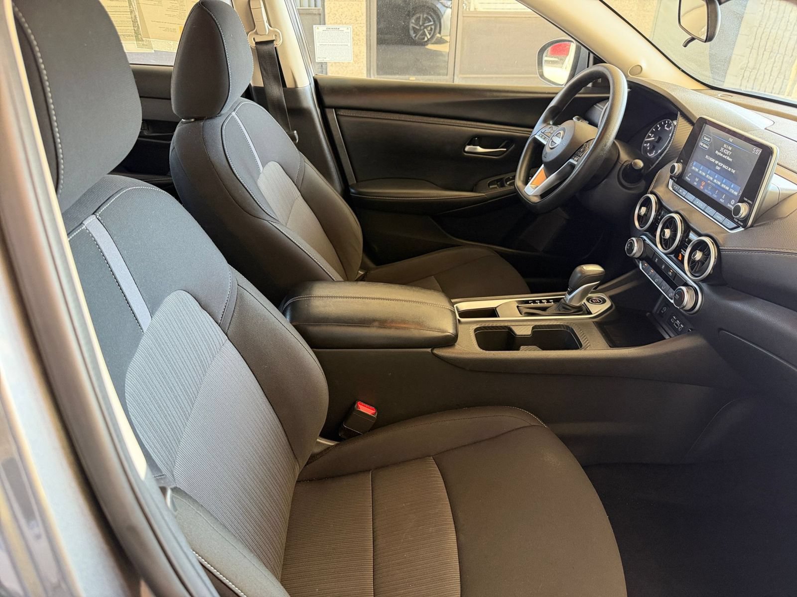 Used 2025 Nissan Sentra SV FWD image 35