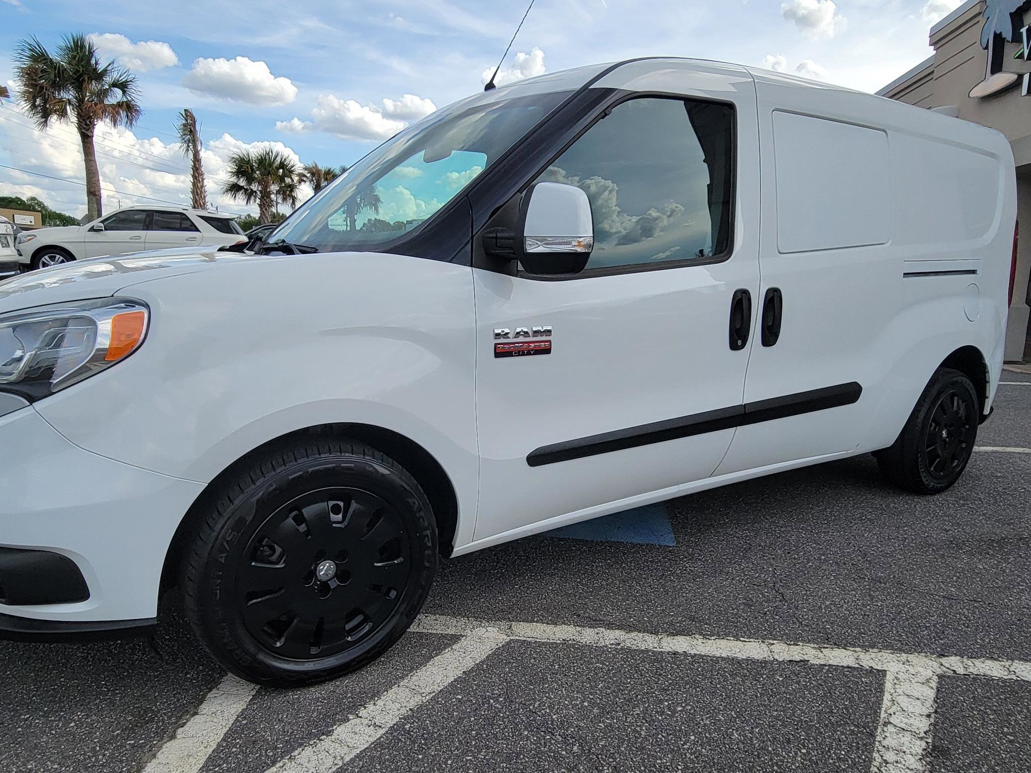 Used 2018 RAM ProMaster City Tradesman SLT FWD image 6