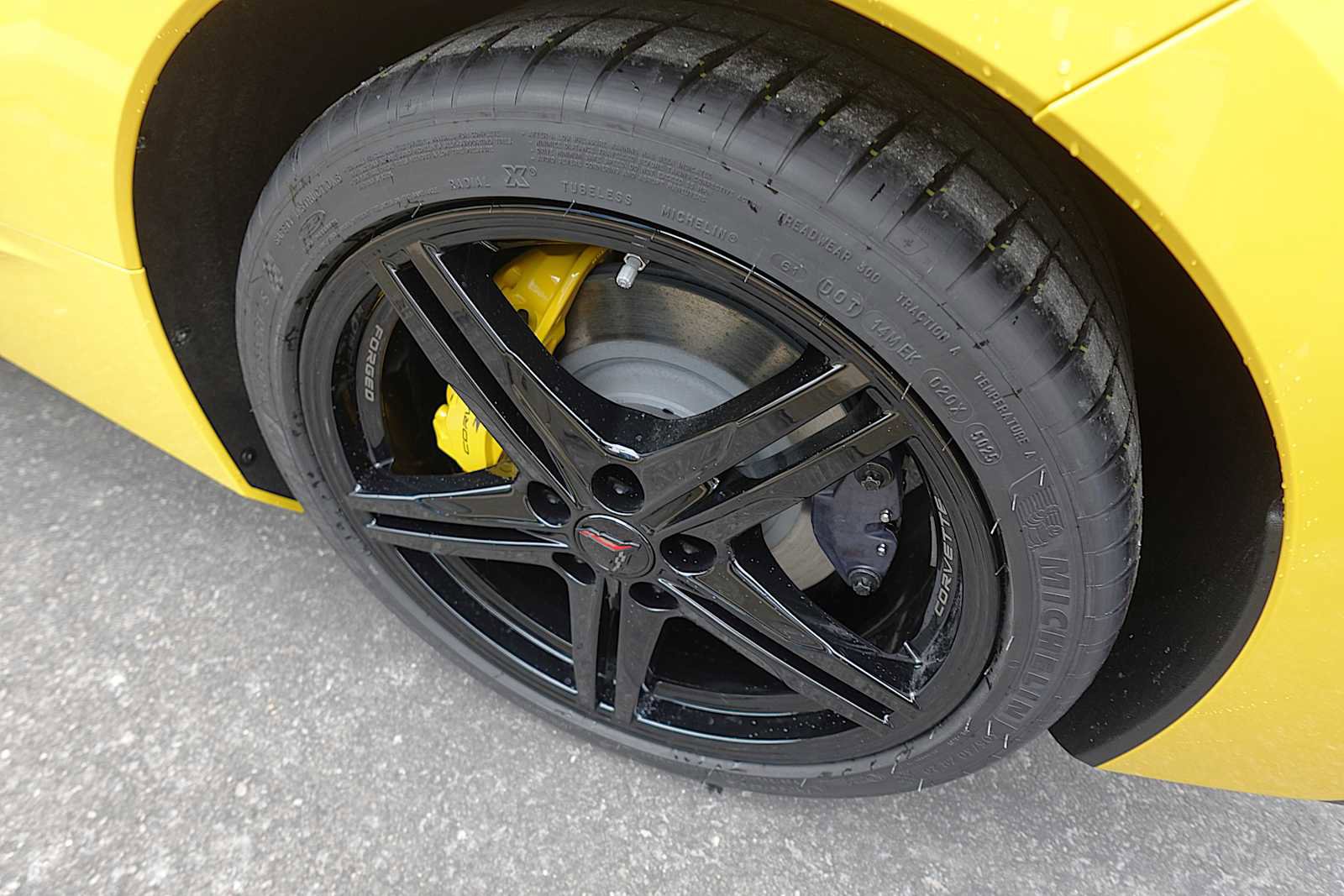 New 2026 Chevrolet Corvette Stingray Preferred Cpe w/ Z51 Performance Package RWD image 38