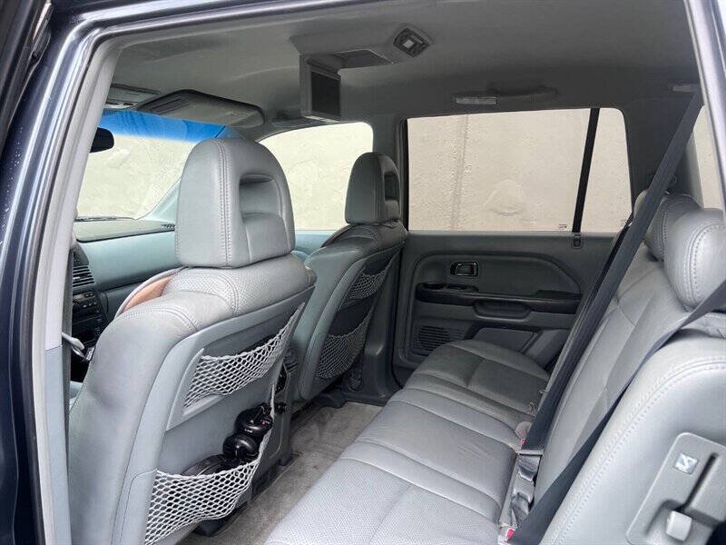 Used 2004 Honda Pilot EX image 11