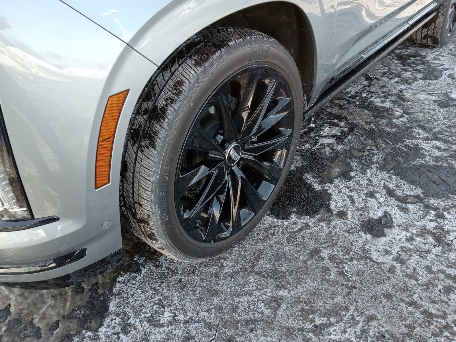 Used 2025 Cadillac Escalade Sport Platinum w/ LPO, ONYX Package image 6