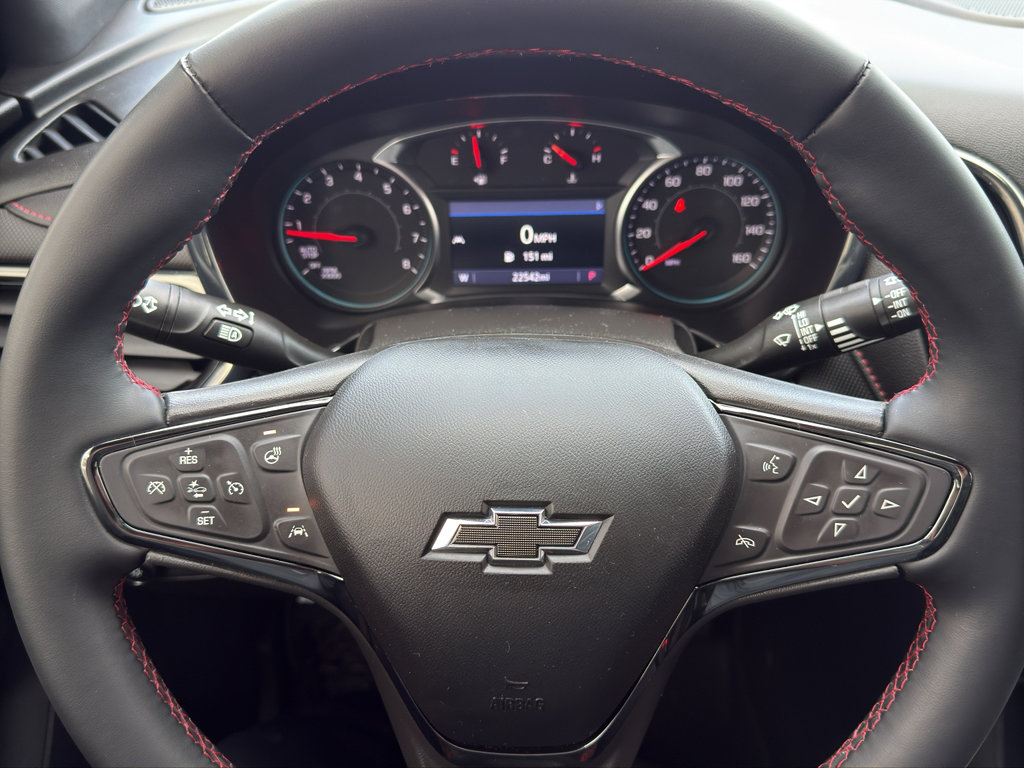 Used 2023 Chevrolet Equinox RS w/ RS Leather Package image 18