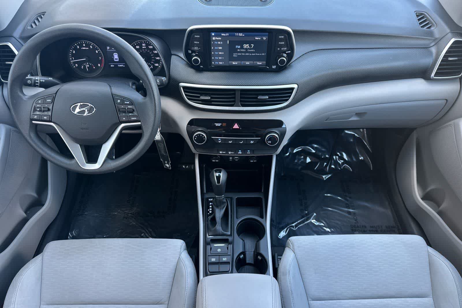 Used 2019 Hyundai Tucson SE w/ Cargo Package FWD image 3