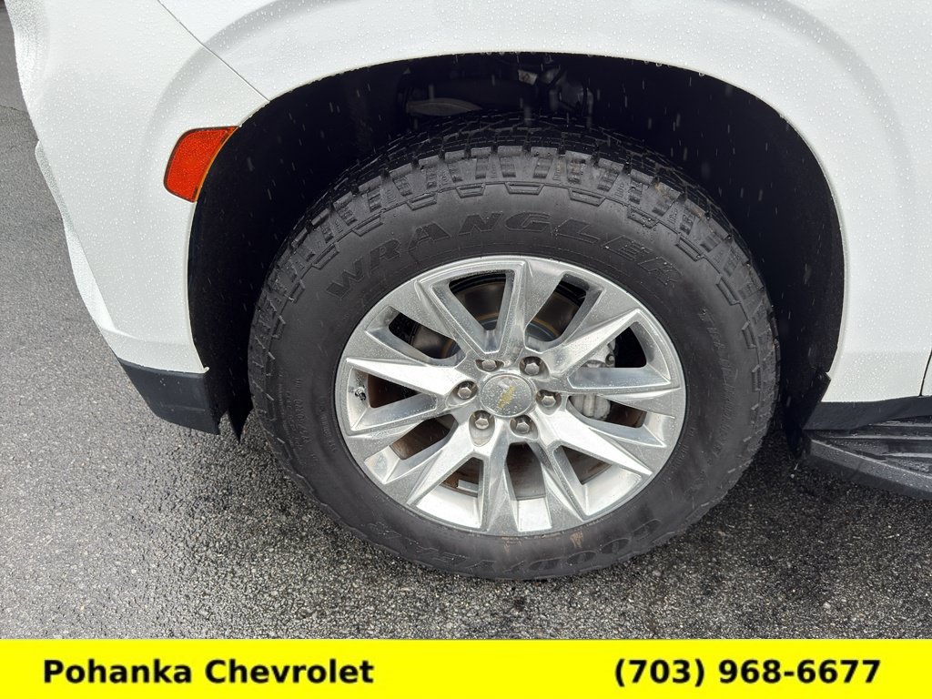 Used 2021 Chevrolet Tahoe Premier w/ Premium Package AWD/4WD image 29