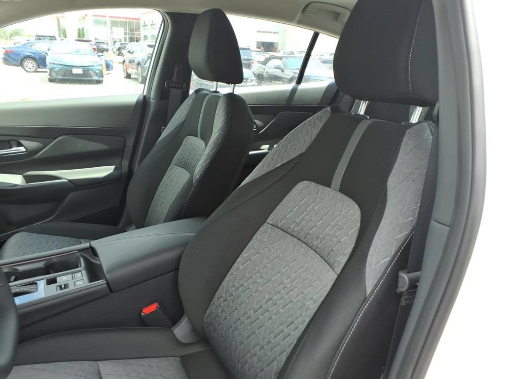 New 2026 Nissan Sentra SV w/ SV Convenience Package FWD image 13