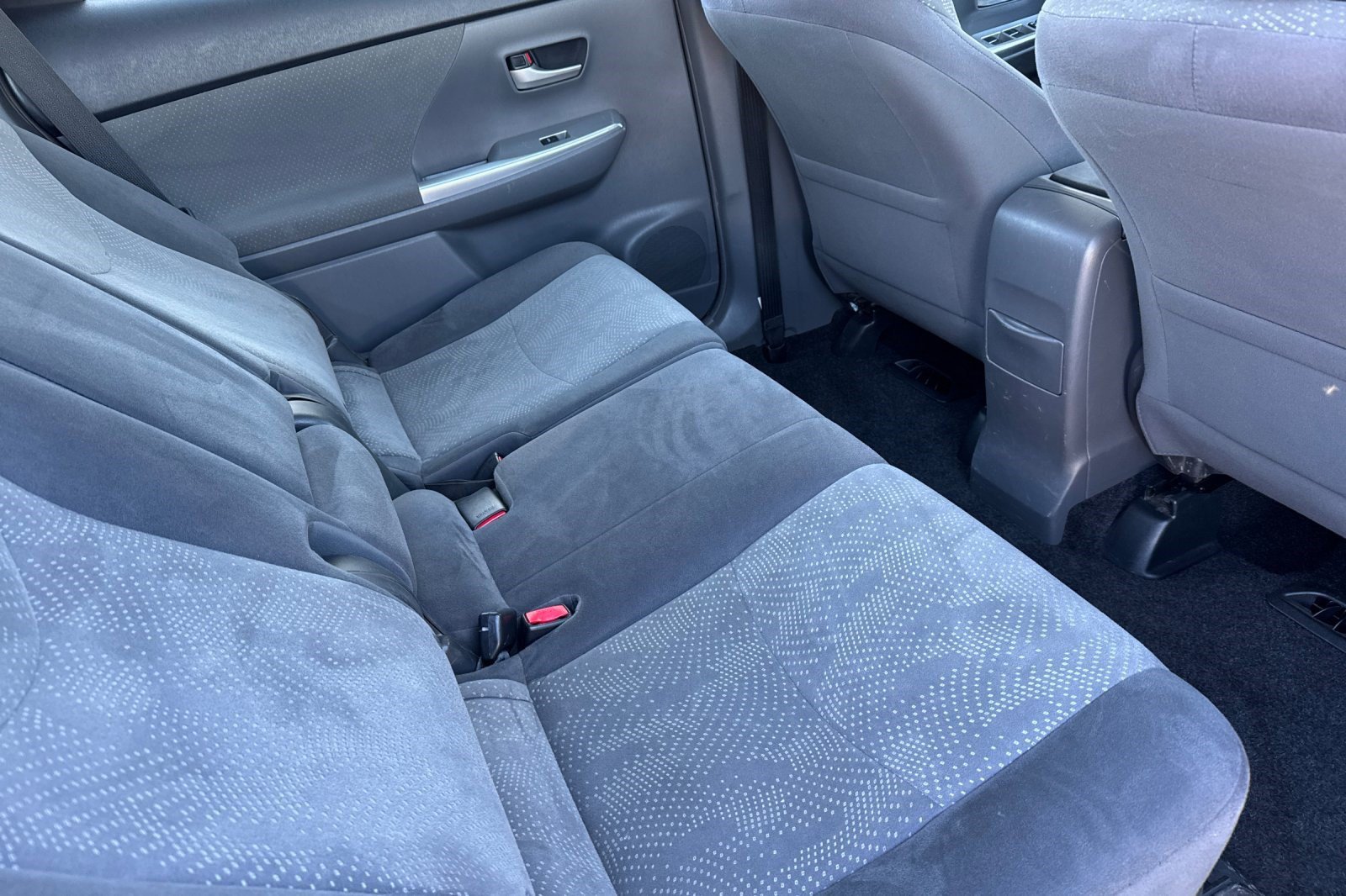 Used 2012 Toyota Prius V Three FWD image 31