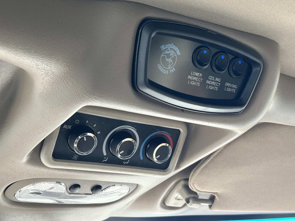 Used 2014 GMC Savana 1500 image 28