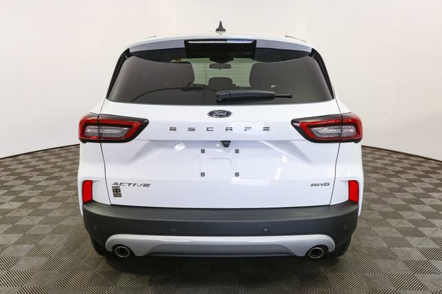 Used 2024 Ford Escape Active w/ Tech Pack #1 AWD/4WD image 8