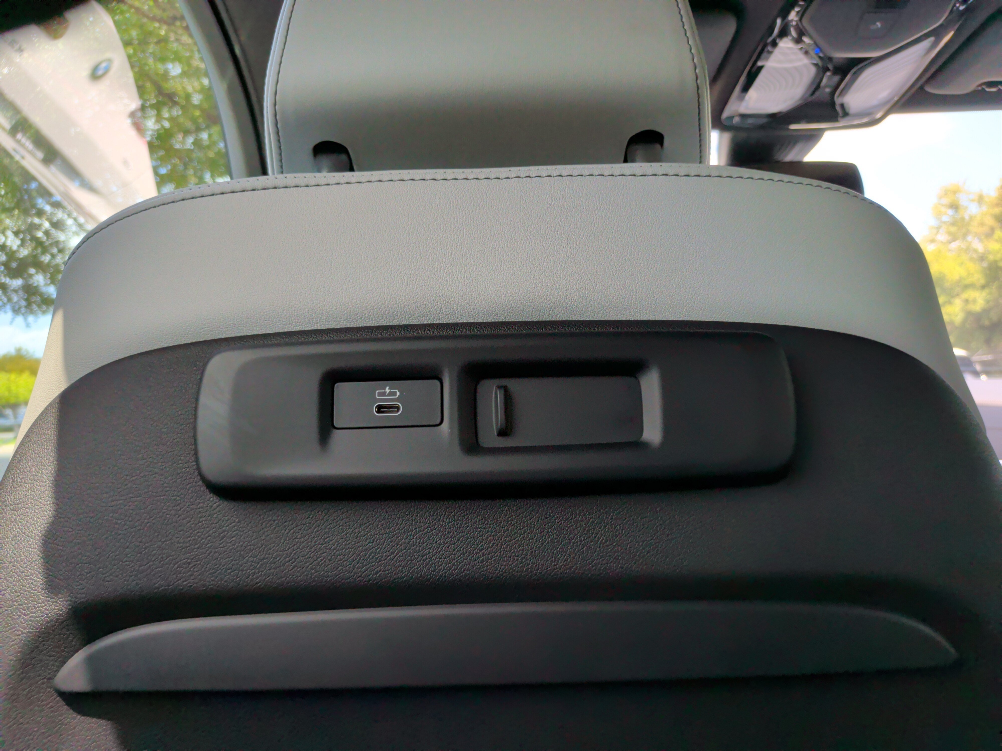 Certified 2023 BMW X5 M50i w/ Executive Package AWD/4WD image 35