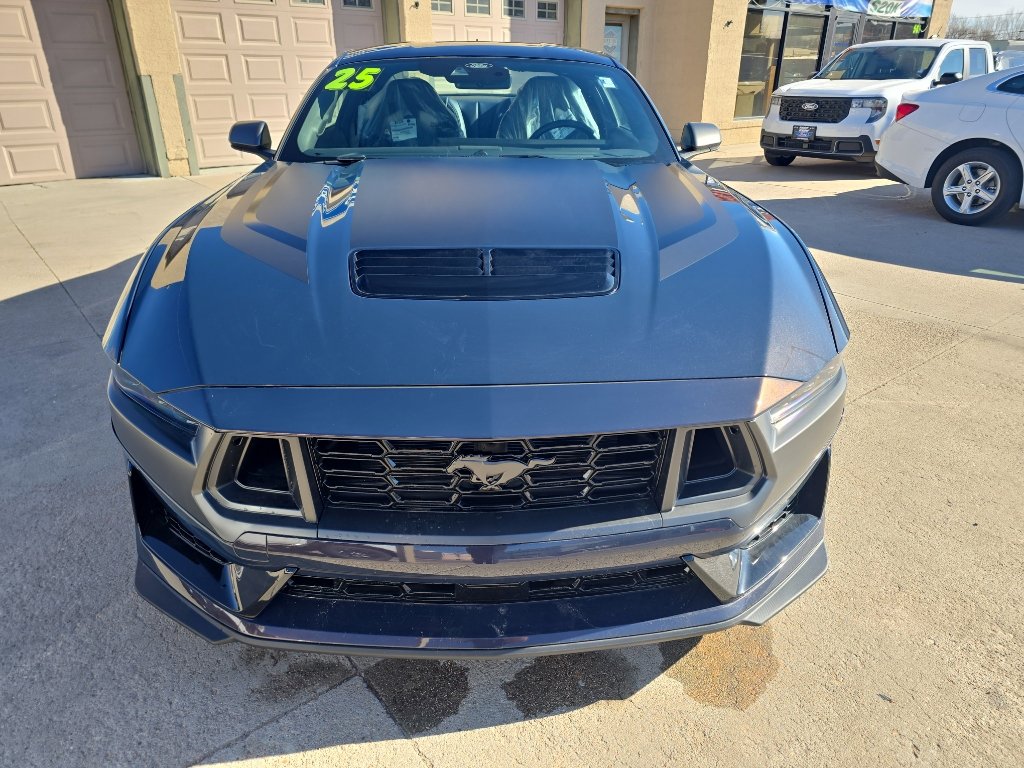 New 2025 Ford Mustang Dark Horse image 2