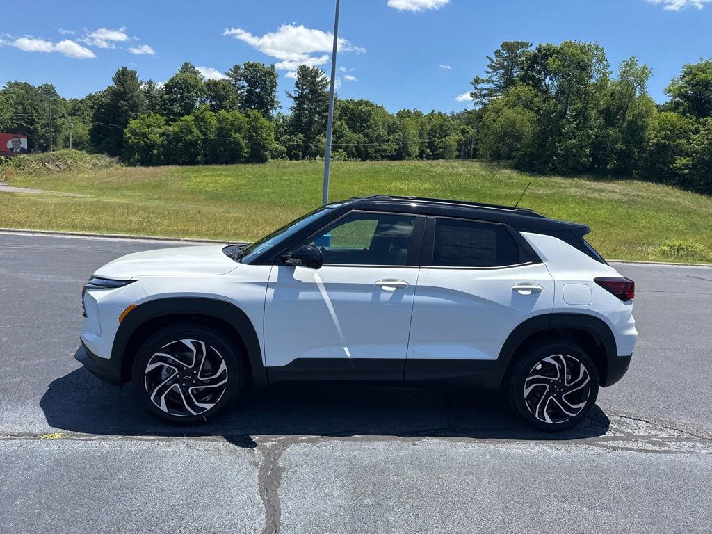 New 2026 Chevrolet TrailBlazer RS w/ Convenience Package AWD/4WD image 5