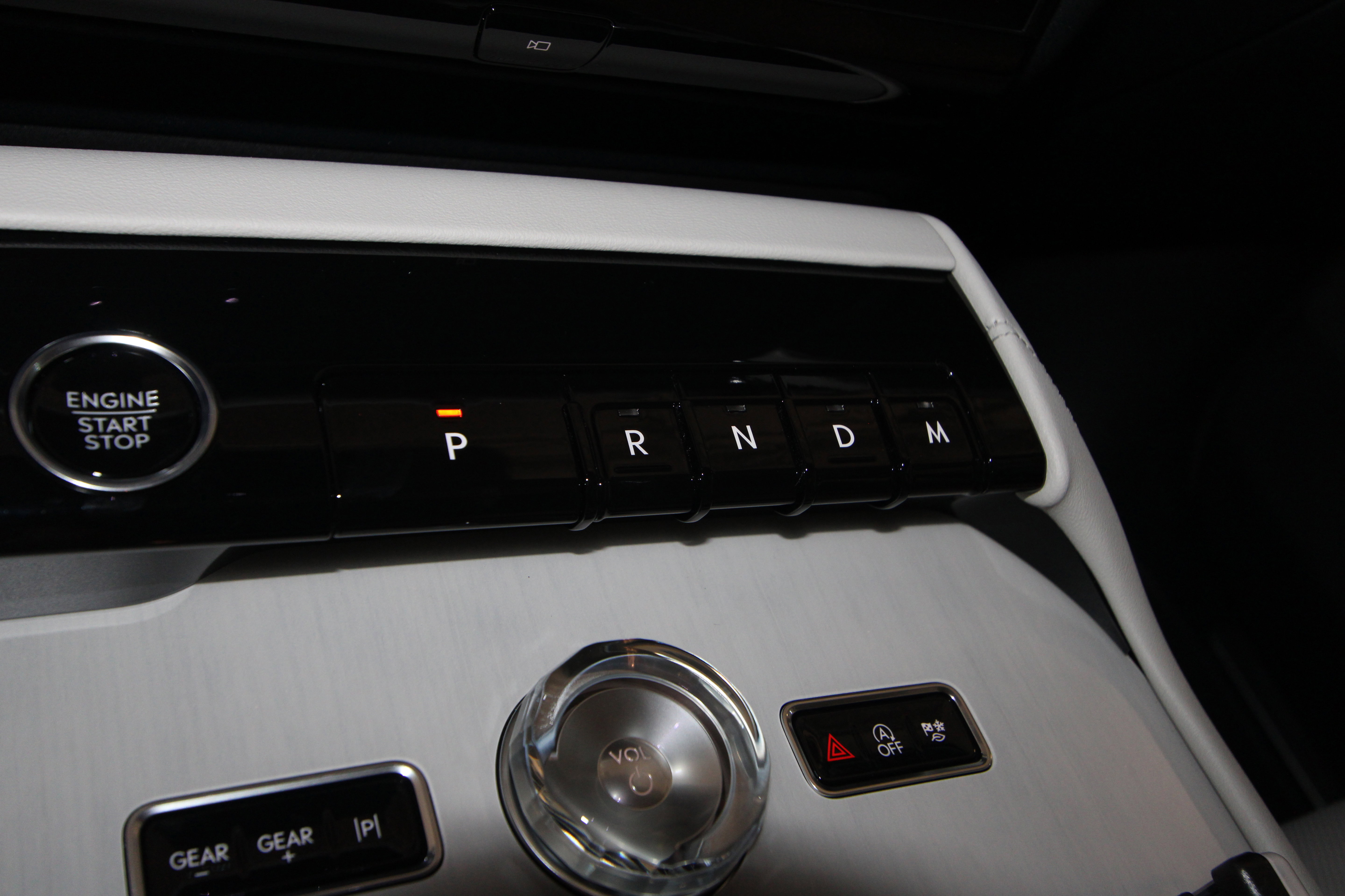 New 2025 Lincoln Navigator L Reserve image 16