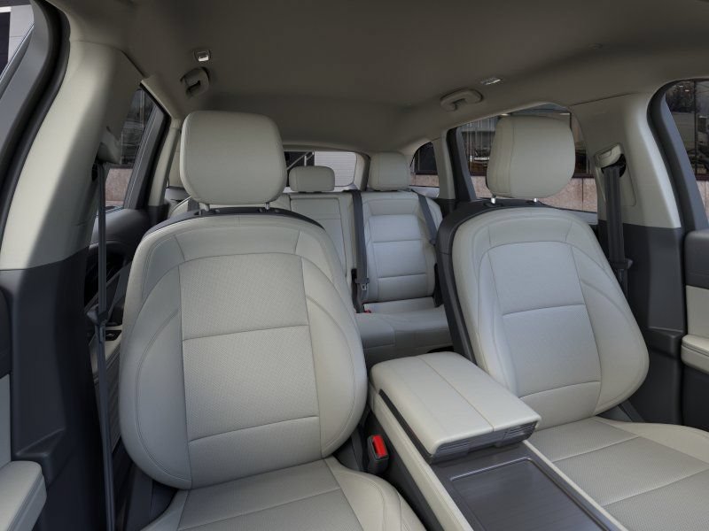 New 2026 Lincoln Nautilus Premier AWD/4WD image 10