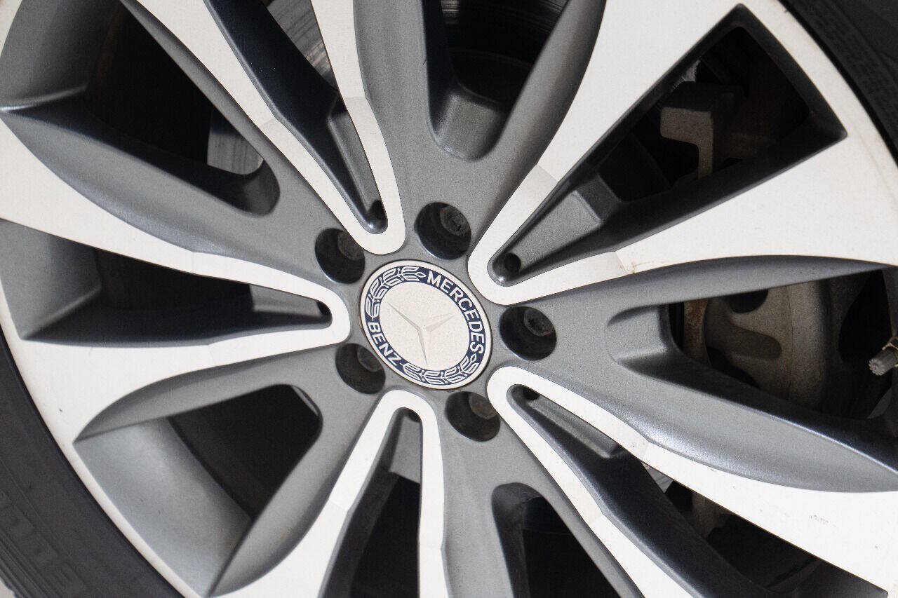 Used 2015 Mercedes-Benz GL 320 BlueTEC 4MATIC image 16