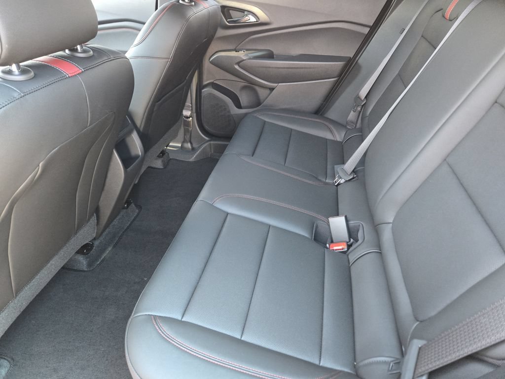 New 2026 Chevrolet Trax RS w/ Sunroof Package FWD image 15