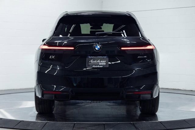 New 2026 BMW iX xDrive45 image 10