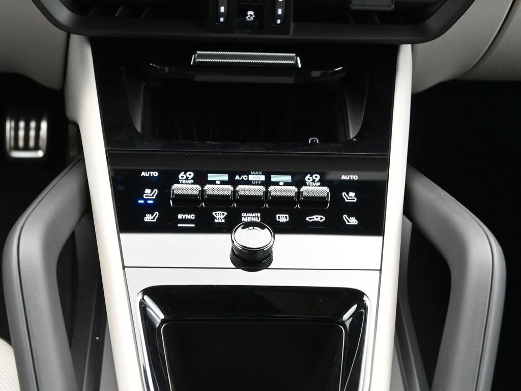 New 2026 Porsche Cayenne S image 22
