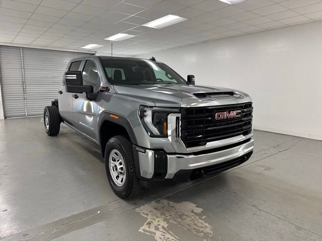 New 2026 GMC Sierra 3500 Pro w/ Convenience Package image 3