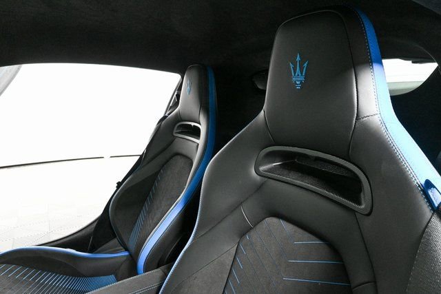Used 2023 Maserati MC20 Coupe image 9