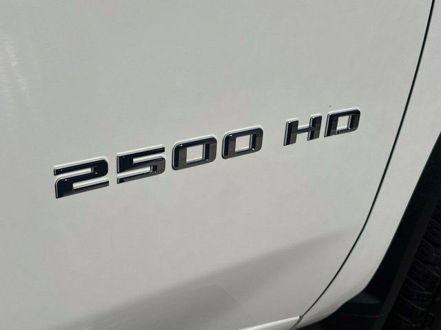 Used 2022 Chevrolet Silverado 2500 LTZ w/ Z71 Chrome Sport Edition AWD/4WD image 10