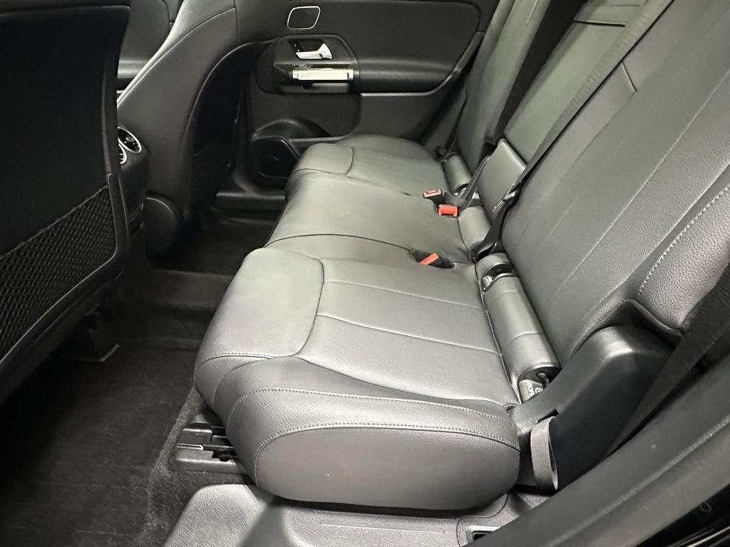 Certified 2024 Mercedes-Benz GLB 250 image 24