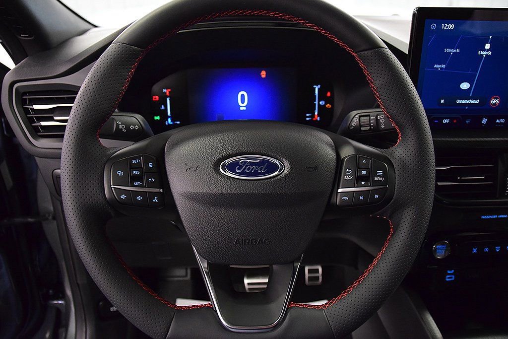 Used 2023 Ford Escape ST-Line w/ Tech Pack #1 image 19